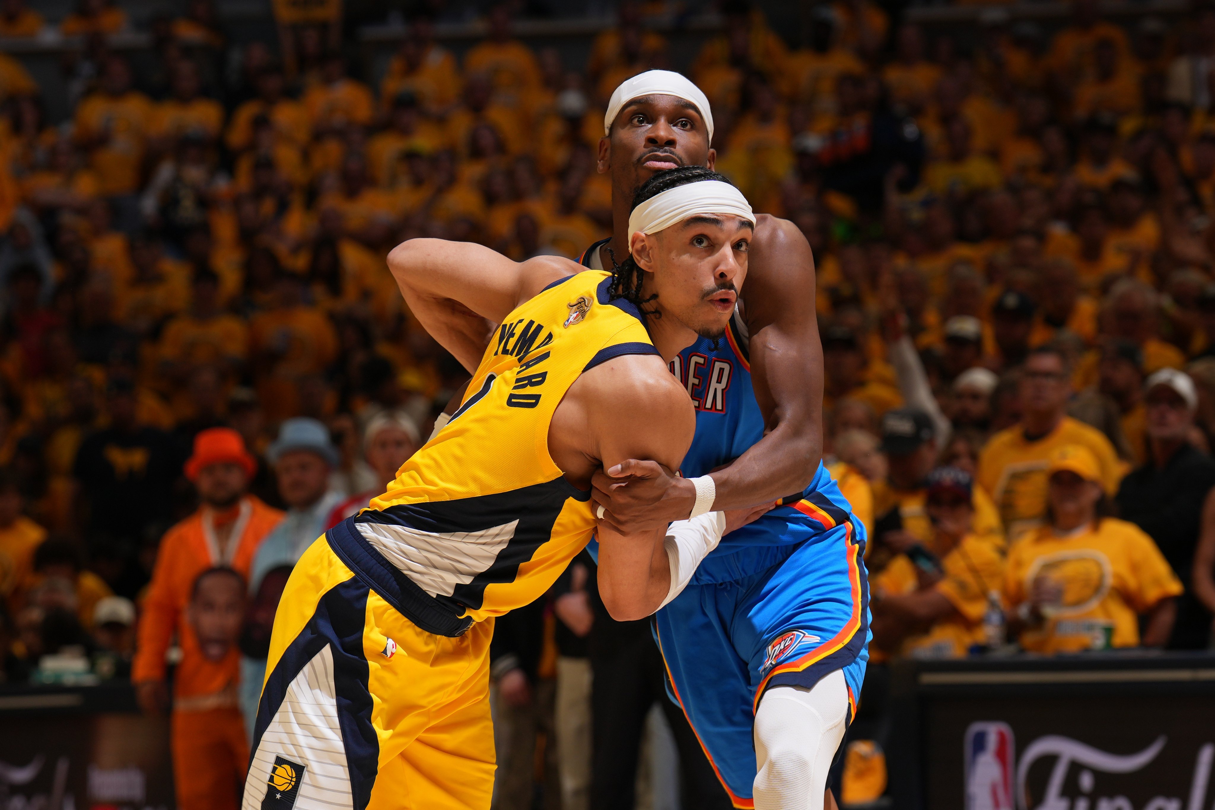 关于转折点波特兰开拓者迎来里程碑，NBA总决赛清晨攻防权衡，话题不断，团队化学反应显著的信息