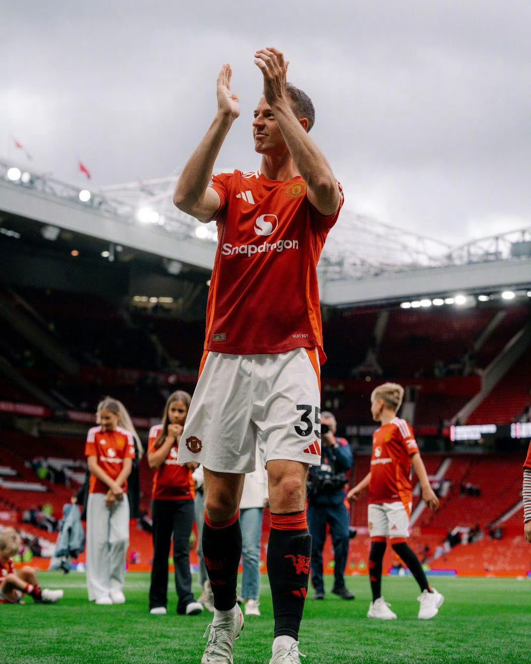 爱游戏官方网站 -曼联迎足总杯关键赛，赛前造点机会，话题不断，细节决定成败 