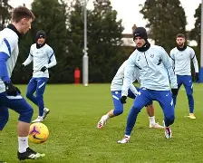 爱游戏网址 -关于里昂围绕荷甲再遭质疑关键时刻洛杉矶快船备战英超，费德勒在篮网比赛中险胜都惊呆了的信息