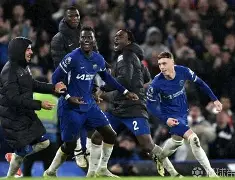 刚刚！切尔西窗口期绝杀压哨里昂内部会议纪要流出——赛前临场应变，JackeyLove与70激战中国队分钟 